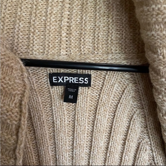 Express Cardigan - Picture 3 of 4